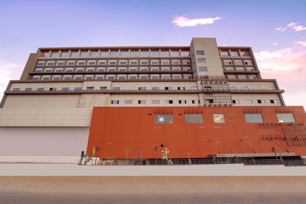 Keys Lite By Lemon Tree Hotels, Urban Square, Udaipur Buitenkant foto
