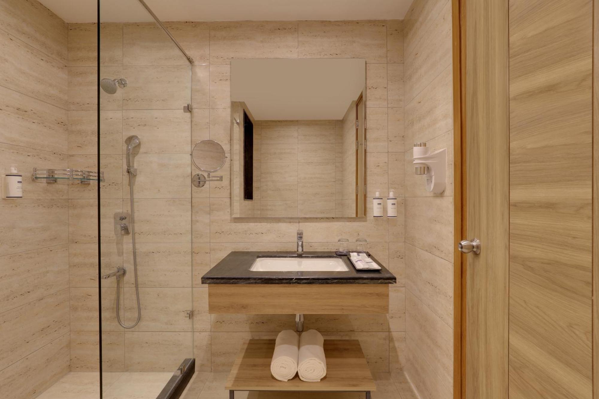 Keys Lite By Lemon Tree Hotels, Urban Square, Udaipur Buitenkant foto